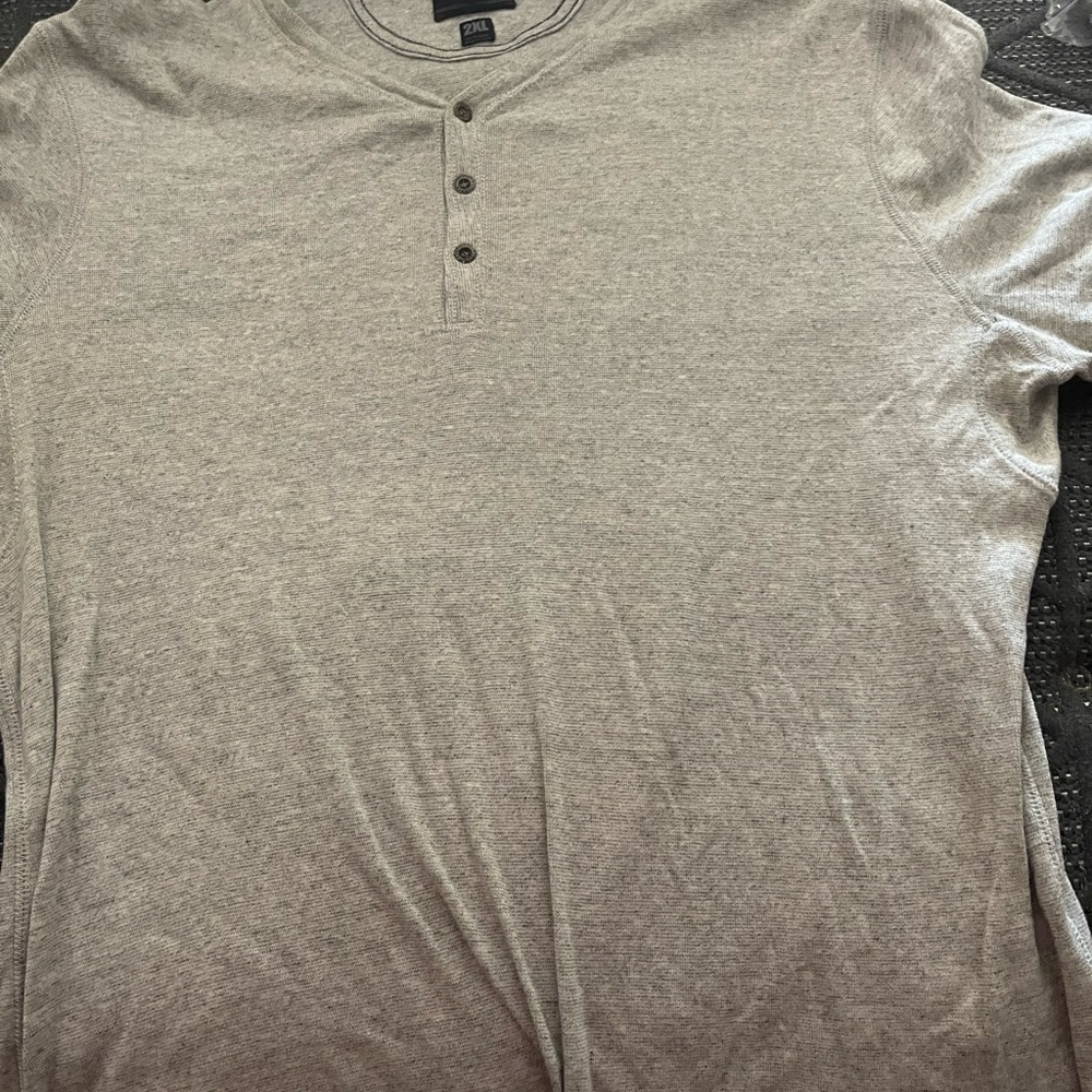 New, never worn Converse Black Canvas Gray Henley Shirt Size 2XL